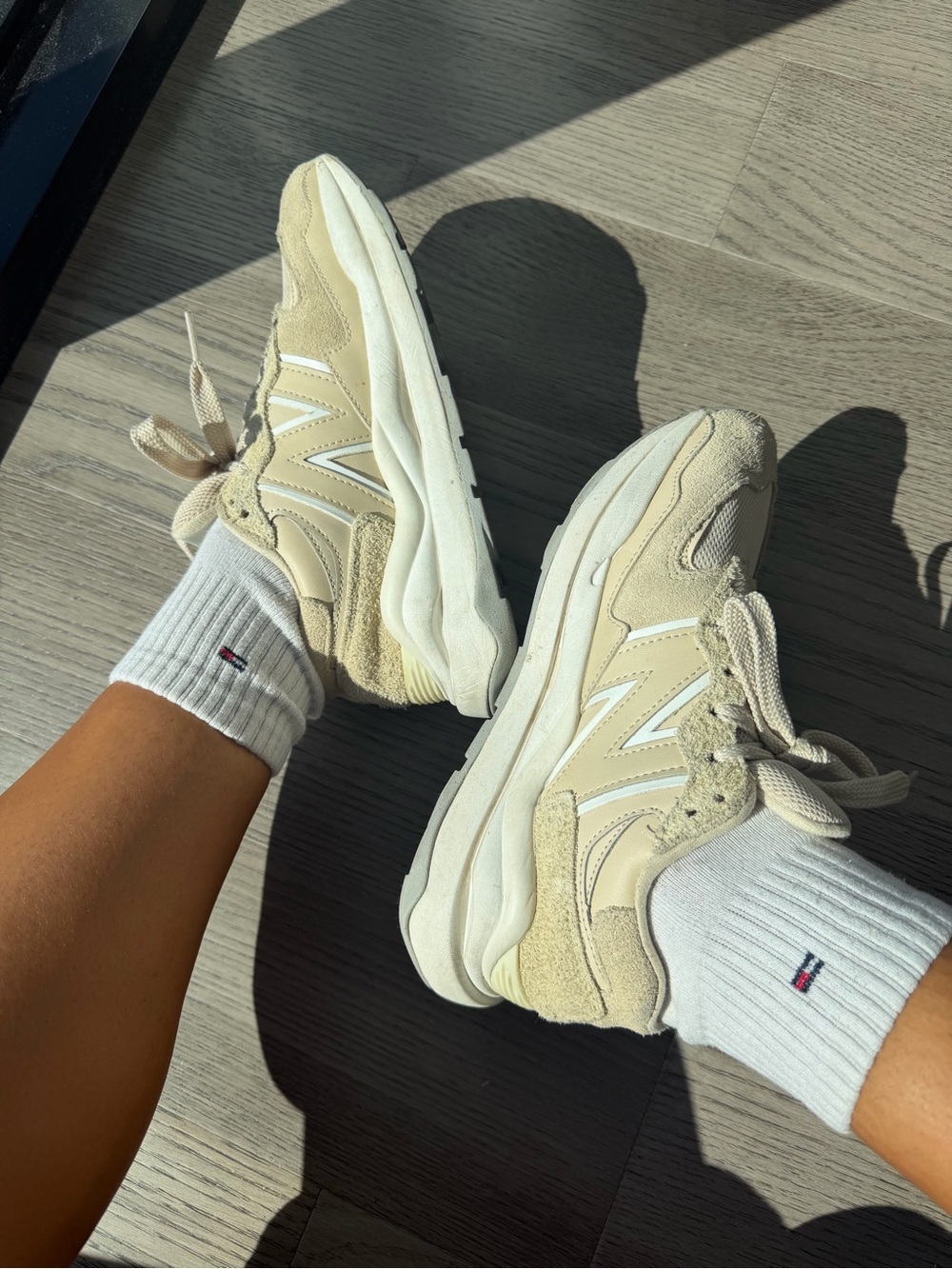 New Balance Women's Sneakers in Beige and Off-White